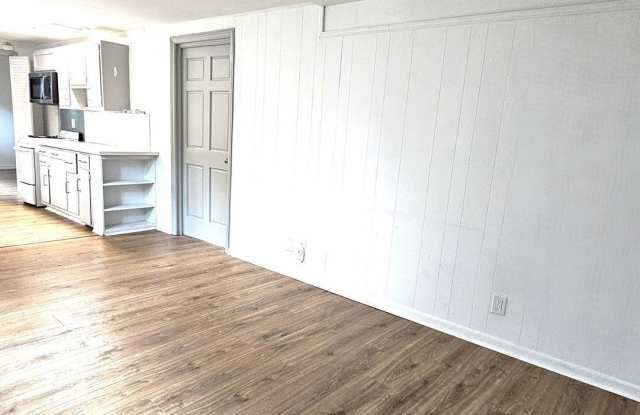 1067 Lanier Boulevard NE photos photos