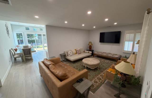 Recently Updated 3BD/2.5BA Santa Clara Home - Minutes from Westfield Valley Fair! Gallery 4