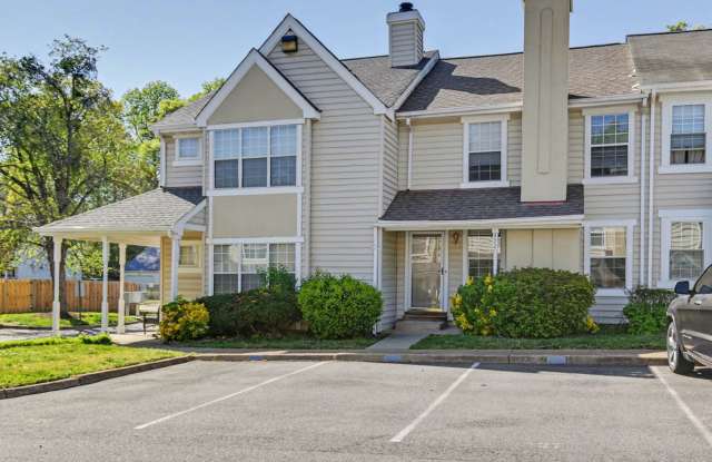Updated 2BR Home Near Transit with Private Fenced Yard in Newport News photos photos
