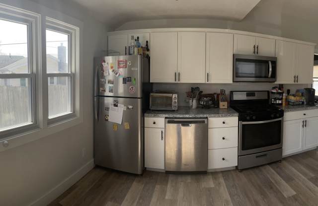 3274 Briggs Boulevard Northeast photos photos