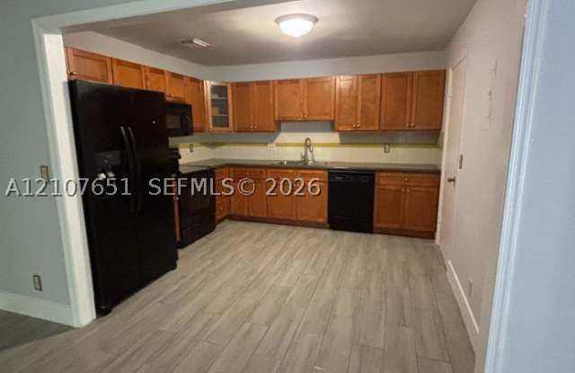 8031 Ambach Way Gallery 1