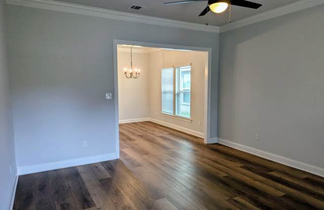 Welcome to Metairie Place! Gallery 3