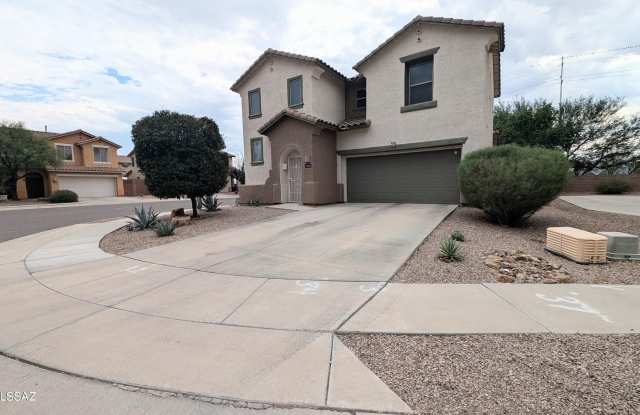 1703 W Blue Horizon Street - 1703 West Blue Horizon Street, Casas Adobes, AZ 85704