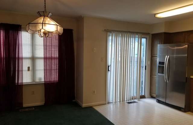 17870 LOUNSBERY DRIVE Gallery 4