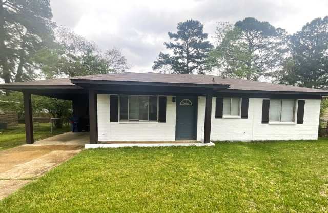 412 Magnolina Street, New Llano - 412 Magnolia Street, New Llano, LA 71461
