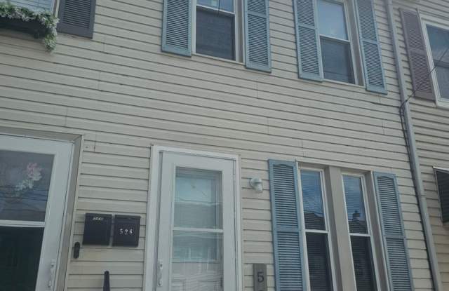 AVAILABLE FOR SHOWING NOW!!! 3BR/1BA. photos photos