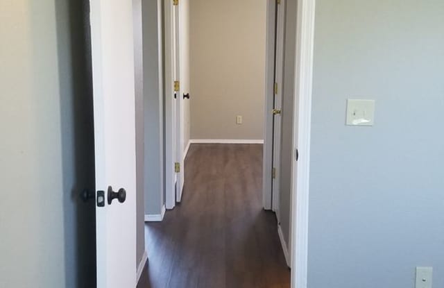 2 Bedroom 1 Bath  Branson MO Gallery 1