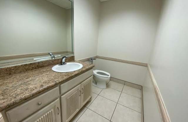 508 W Expressway 83 Gallery 3