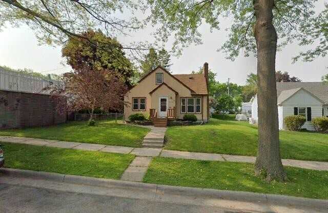 1884 Clear Avenue East photos photos