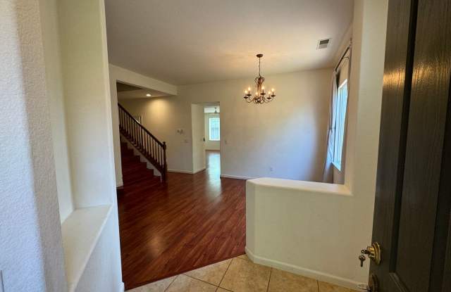 4 bedroom | 3 bathroom | Single family home in El Dorado Hills Gallery 3