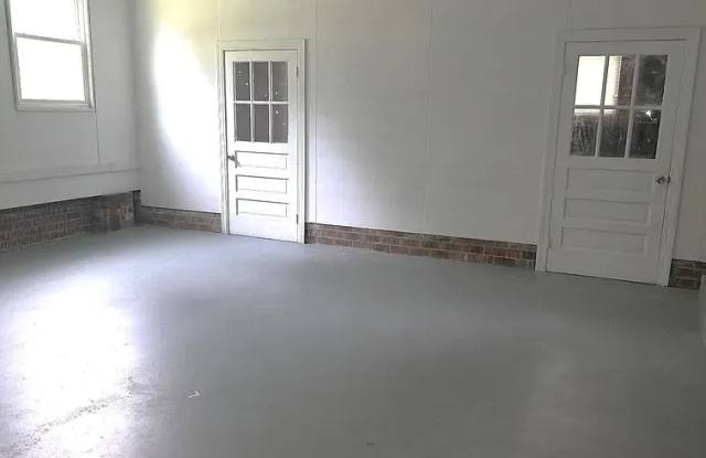 800 Stone Dr Gallery 4