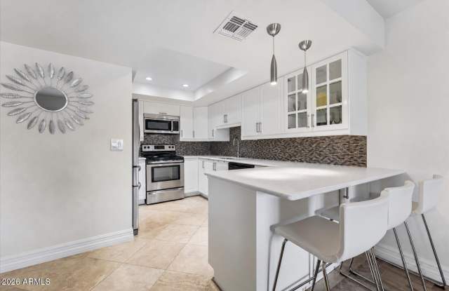 7940 E CAMELBACK Road Gallery 3