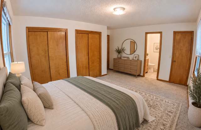 Charming Home + Fenced-in Yard + Pet Friendly + Attached 1-Car Garage! Available Now! Gallery 4