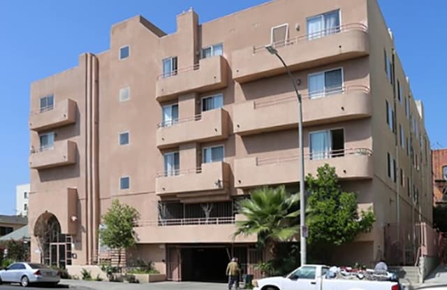 825 S Harvard Blvd photos photos