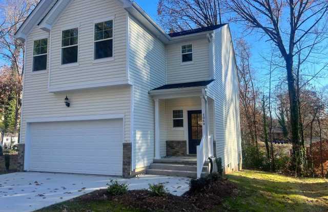 *****ANY LISTING WITH LOWER RENT MARKETING THAN THIS ASKING RENT IS SCAM****** *****ANY LISTING ON FACEBOOK IS SCAM. WE NEVER POST ON FACEBOOK***** photos photos