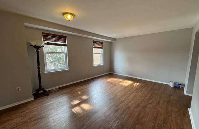 12042 ABBY unit: First Floor Gallery 3