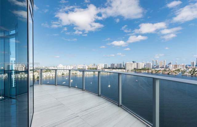 17111 Biscayne Boulevard photos photos