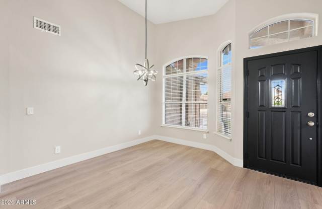 9941 W TONOPAH Drive Gallery 2