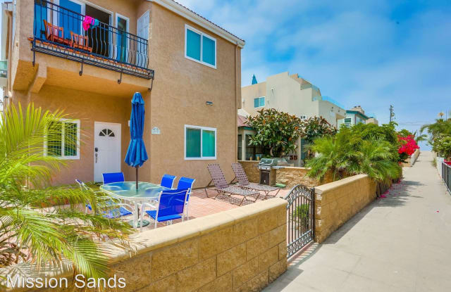 737 Jamaica Ct # 1 - 737 Jamaica Ct, San Diego, CA 92109