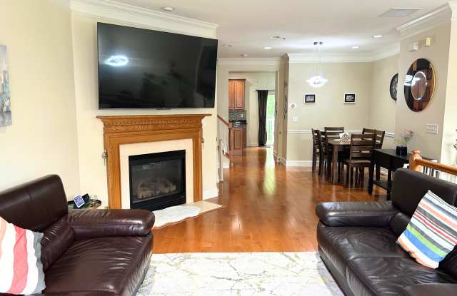 31 Mallard Pl Gallery 2