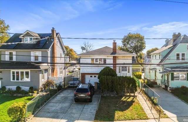 176 Windsor Parkway photos photos