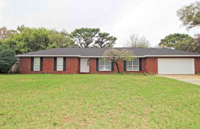 1365 Calcutta Dr - 1365 Calcutta Drive, Tiger Point, FL 32563