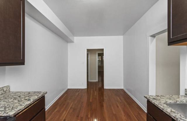 3751 W Sunnyside Ave, Gallery 4