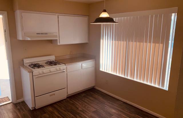 2048 W. Aster Dr. Gallery 3