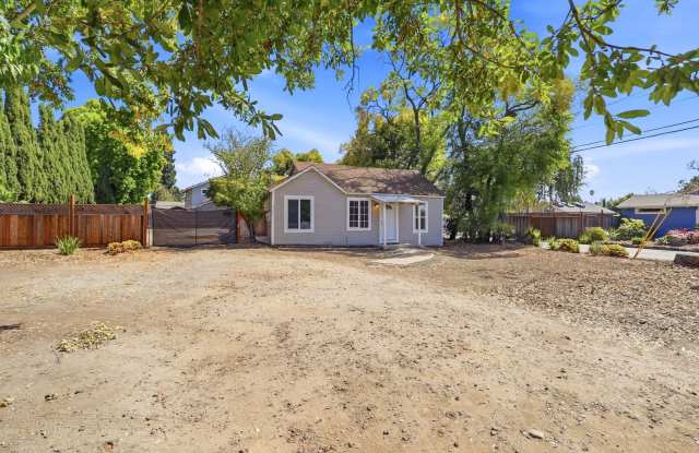 Large Corner Property Gallery 1