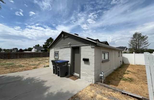 11164 S Temple Dr - House and ADU - DUPLEX photos photos