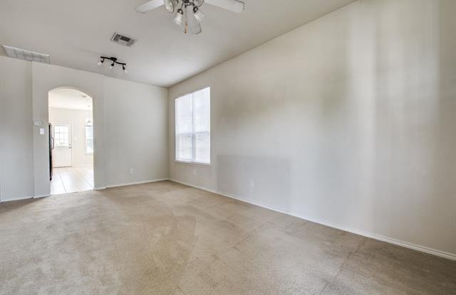 10337 Waterbury Drive Gallery 2