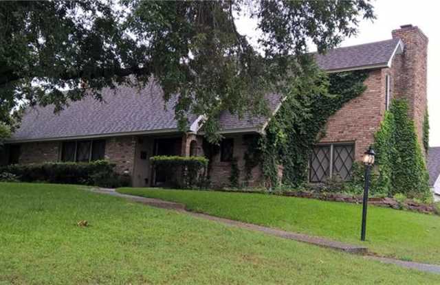512 Candlewood Road - 512 Candlewood Road, Fort Worth, TX 76103