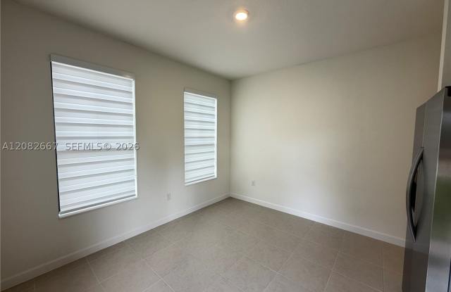 19111 SW 315 St Gallery 2