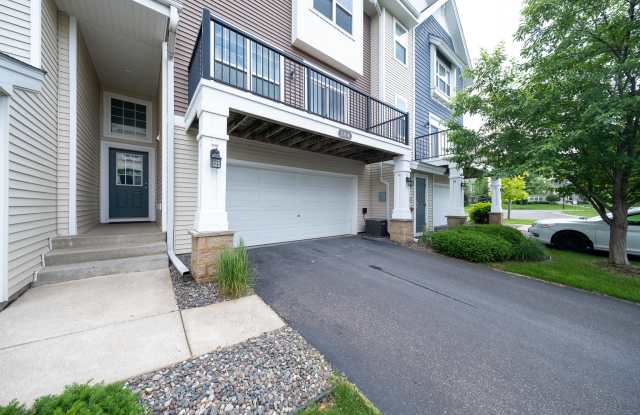 11816 Emery Village Dr. N. photos photos