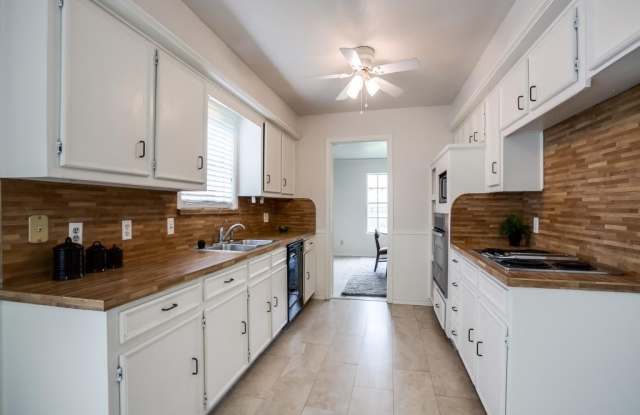 10618 Sandpiper Lane Gallery 3