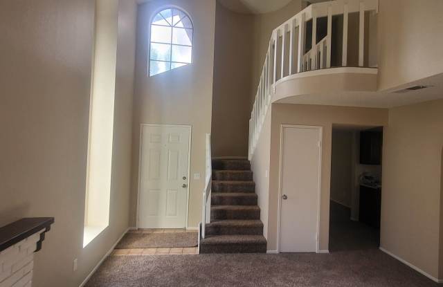Nice 3 BR, 2.5 BA - New Paint & Carpet Gallery 3