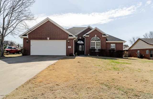 2806  SE 3rd  ST photos photos