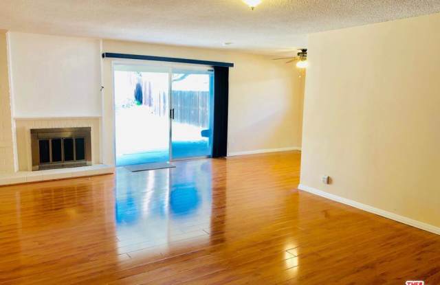 731 South SHADYGLEN Drive Gallery 3