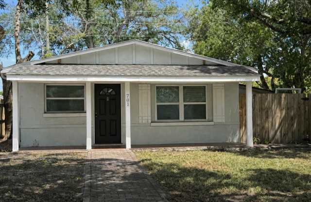 701 52nd Ave N photos photos