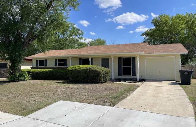 7454 LANCEWOOD DR photos photos