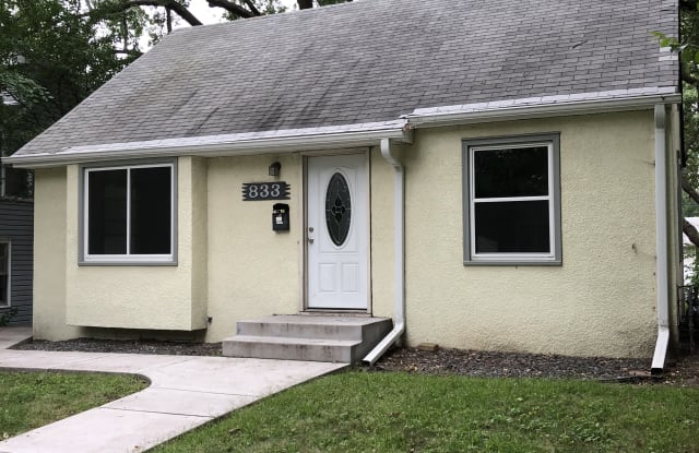 833 25th Ave Se - 833 Southeast 25th Avenue, Minneapolis, MN 55414