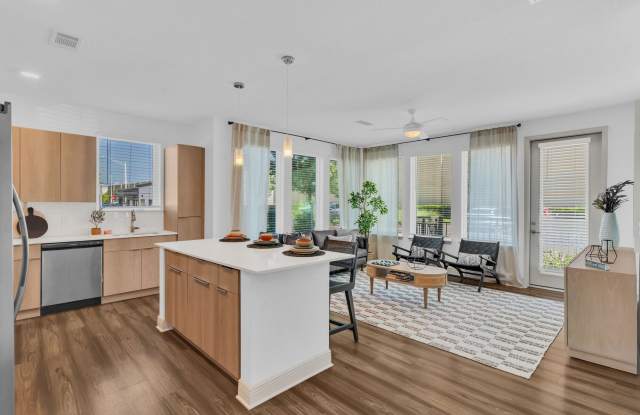 Avere Southside Quarter photos photos