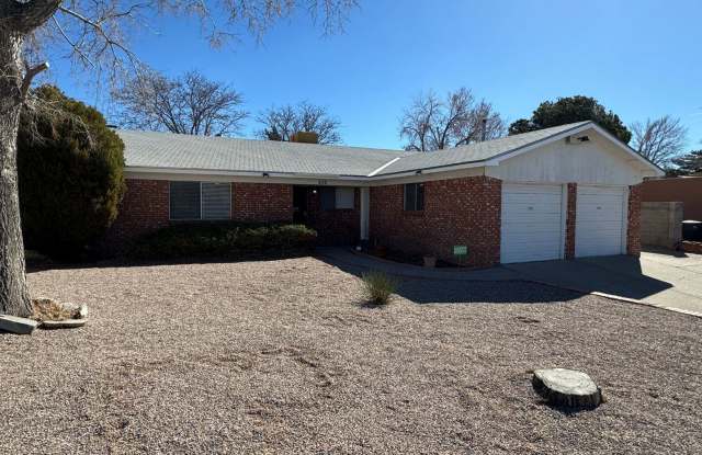 836 La Charles Dr NE - 836 La Charles Drive Northeast, Albuquerque, NM 87123