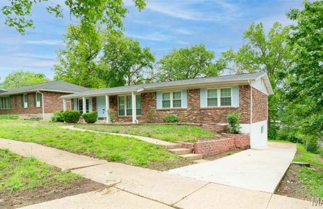 1226 Wissmann Drive photos photos