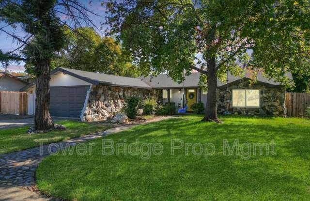 9412 Lake Natoma Dr - 9412 Lake Natoma Drive, Orangevale, CA 95662