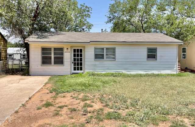 3 bed 1 bath now available photos photos