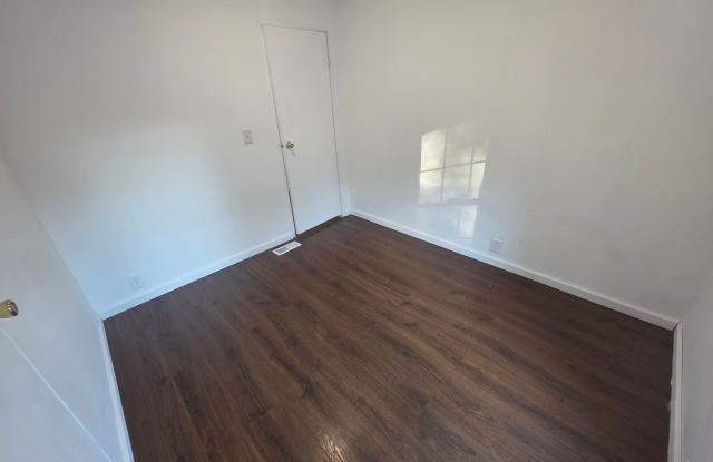 Spacious 3-bedroom Manufactured Home Kingston, NY Gallery 1