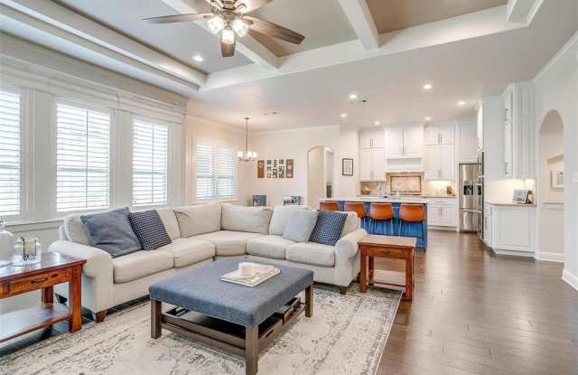 306 Creekview Terrace photos photos
