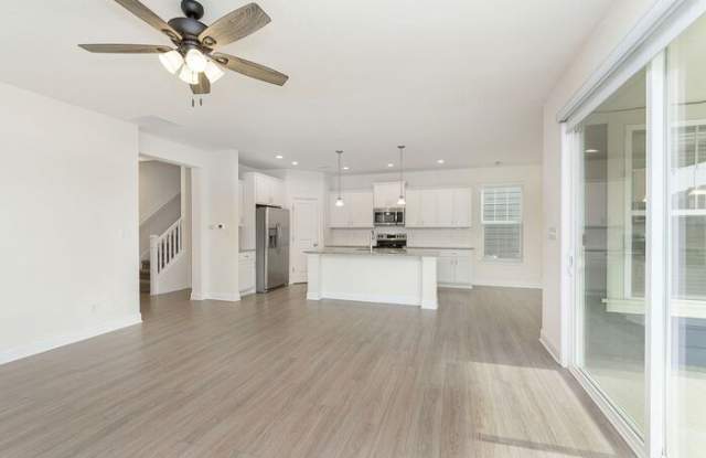 14253 James Dean Drive Gallery 3