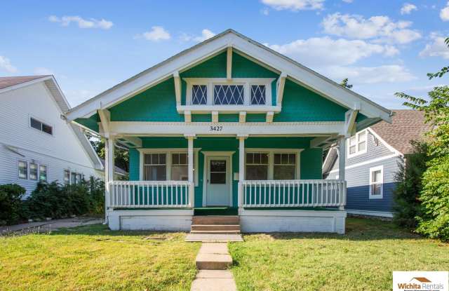 Large Bungalow in College Hill photos photos